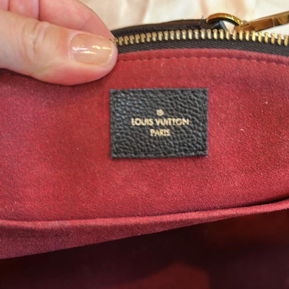 LOUIS VUITTON PETIT PALAIS Handbag (Noir) - Picture 12 of 14